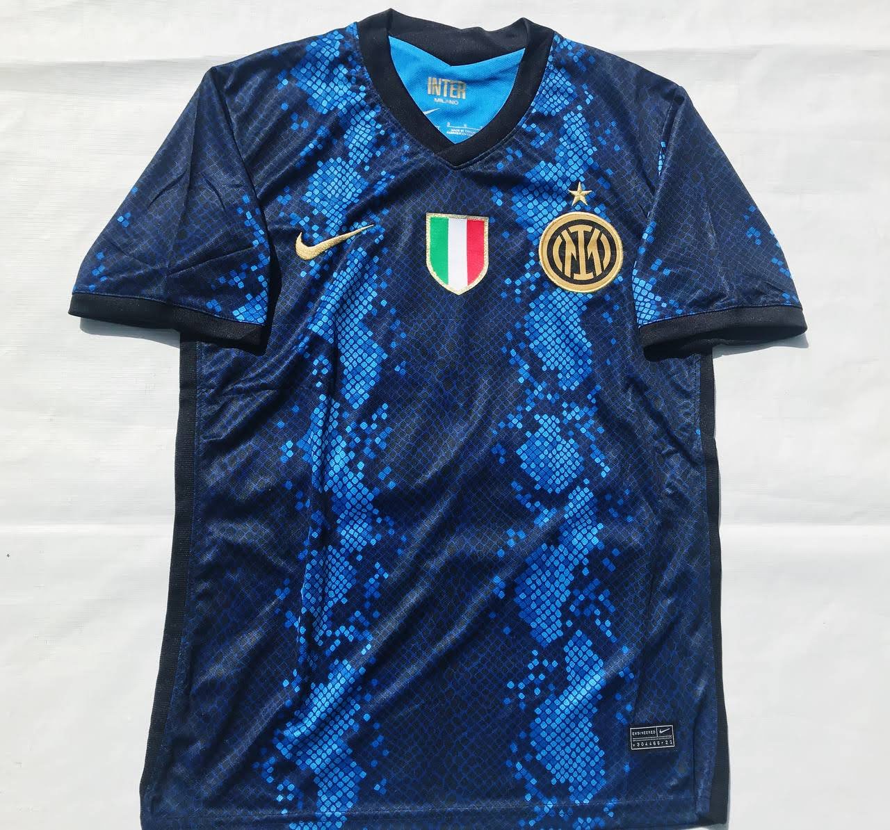 Camiseta Inter 2021-22