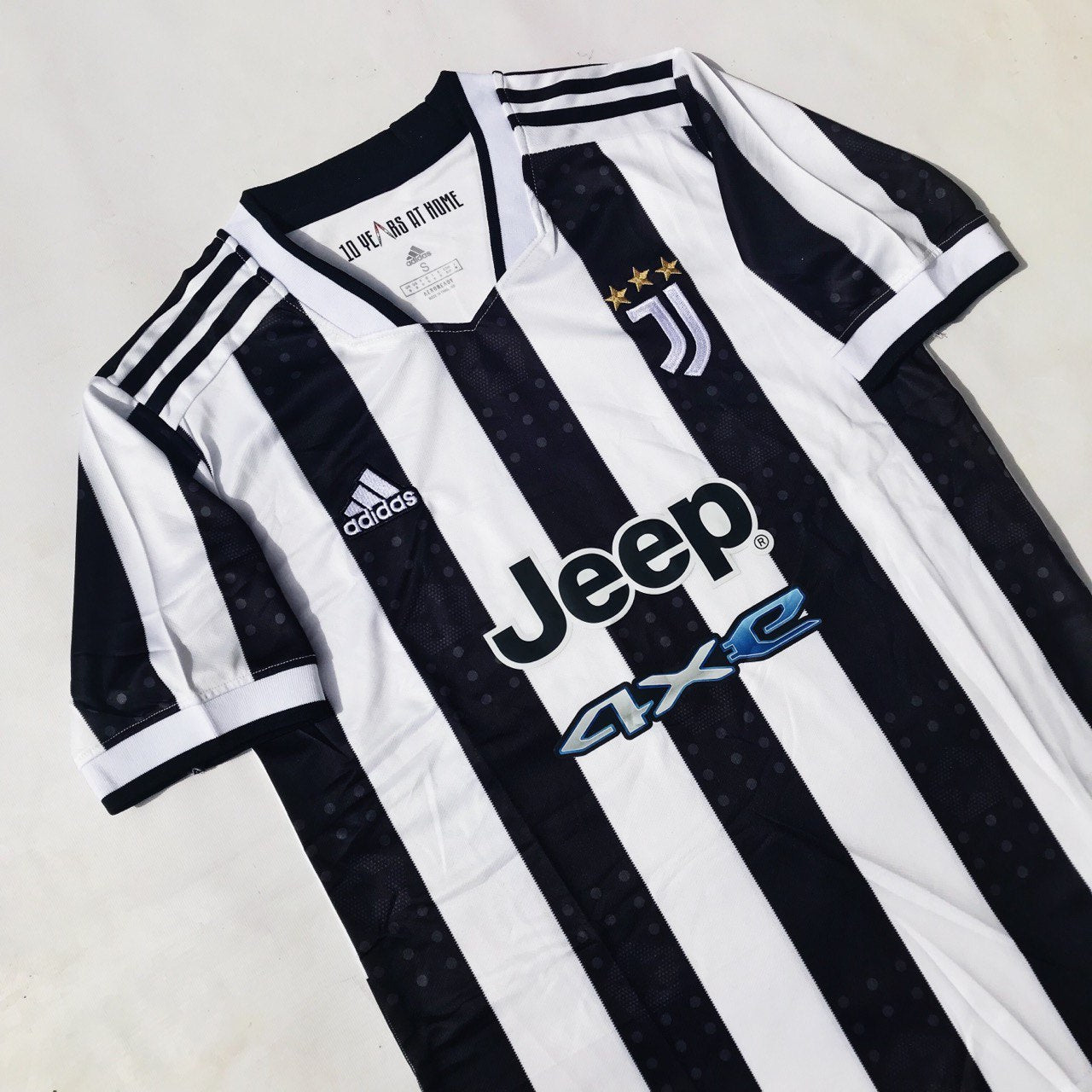 Camiseta Juventus 2021-22